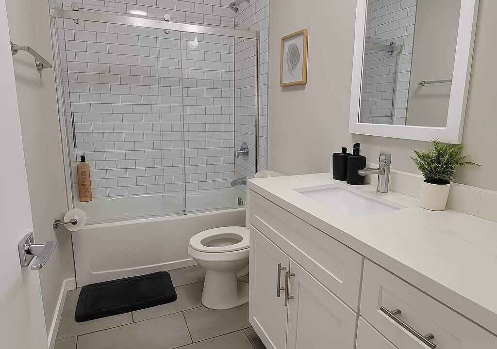 Photo of Bathroom in Near West Side