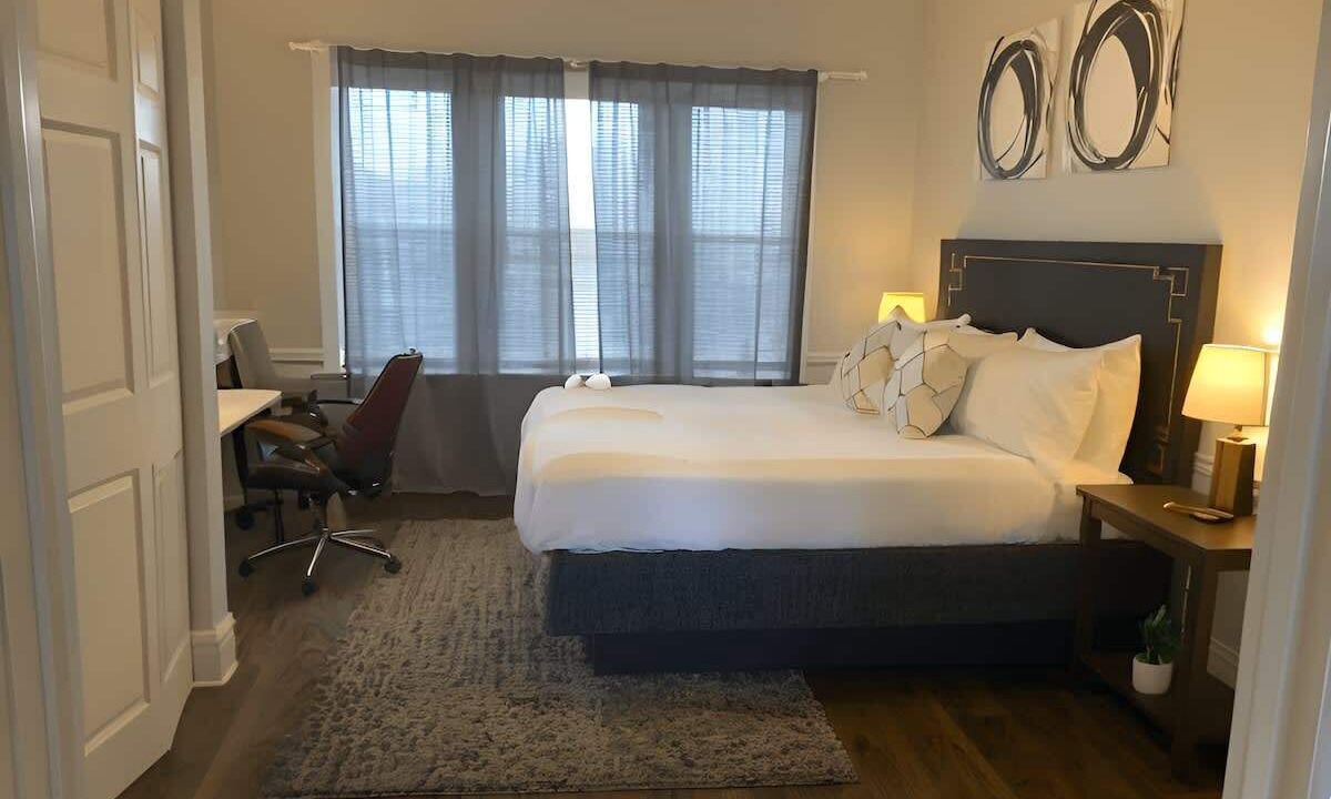 Photo of Bedroom in Avondale