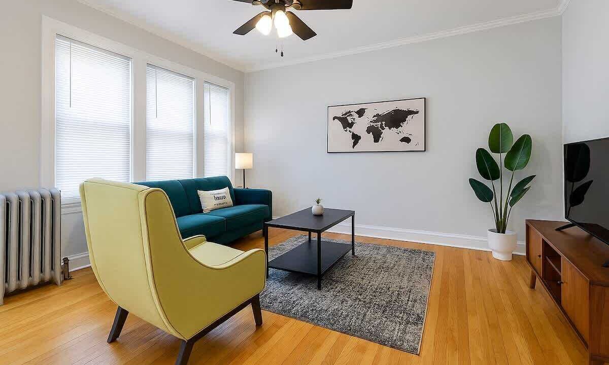 Photo of Livingroom in Ravenswood