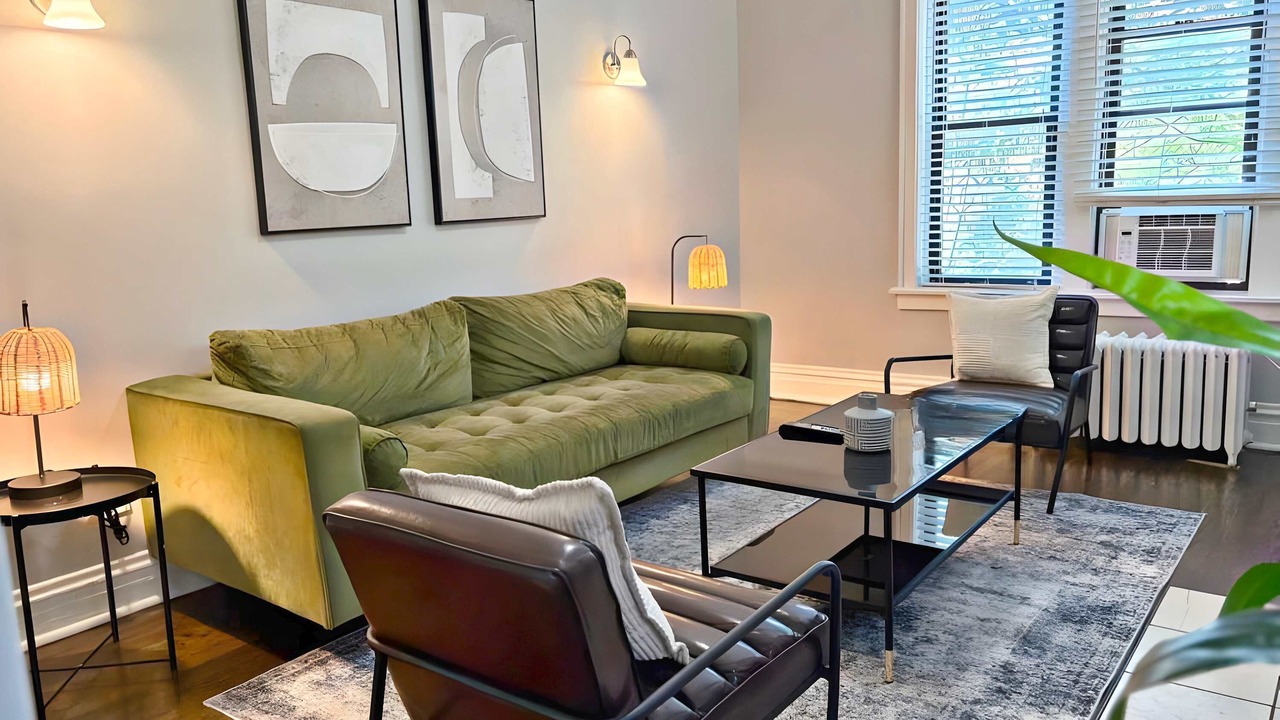 Photo of Livingroom in Boystown