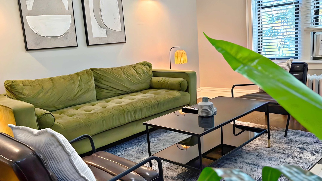 Photo of Livingroom in Boystown