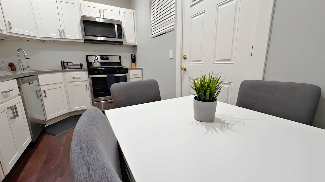 Photo of Livingroom in Boystown