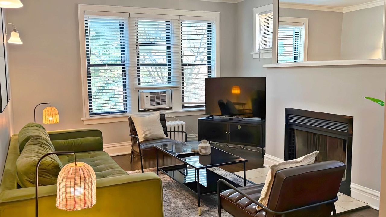 Photo of Livingroom in Boystown