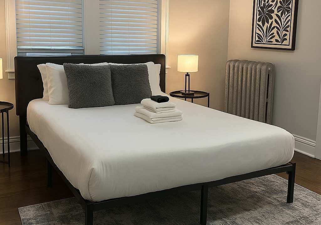 Photo of Bedroom in Hyde Park