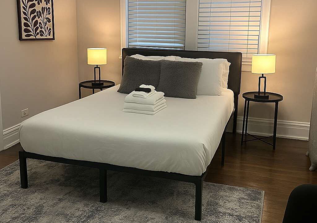 Photo of Bedroom in Hyde Park