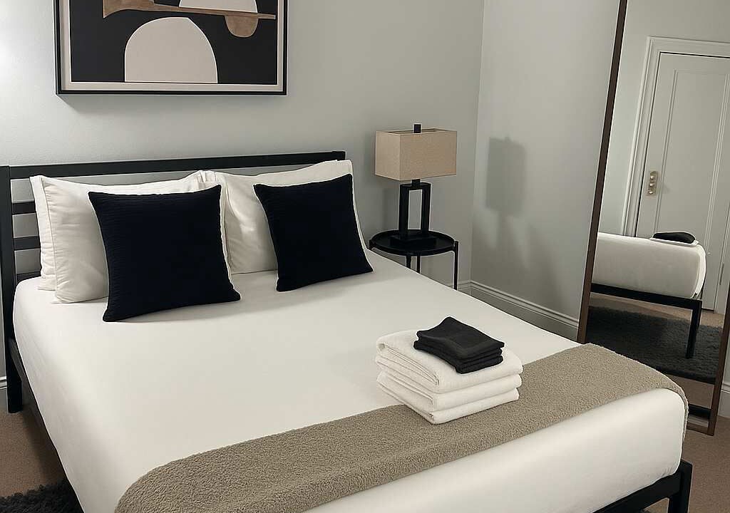 Photo of Bedroom in East Hyde Park