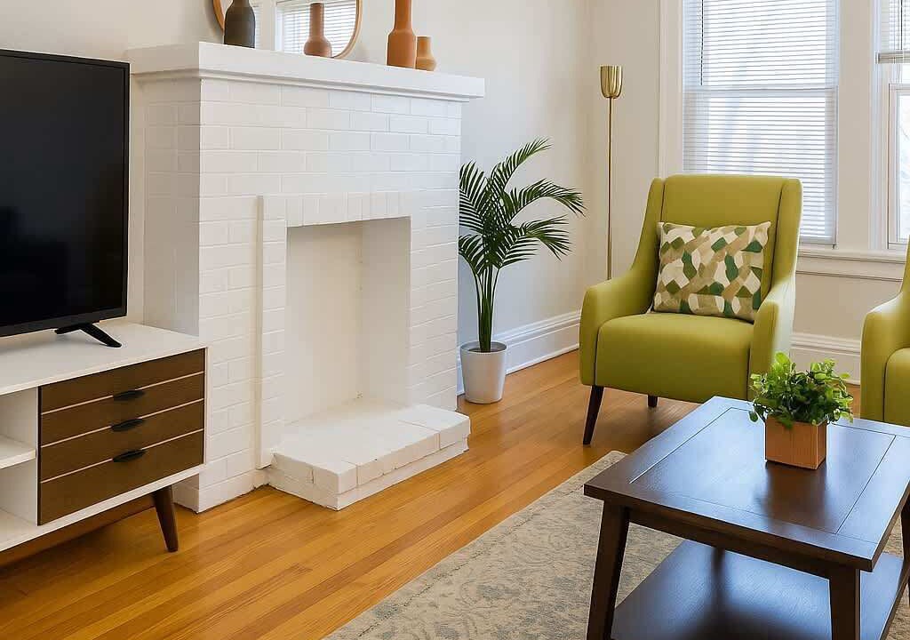 Photo of Livingroom in Boystown