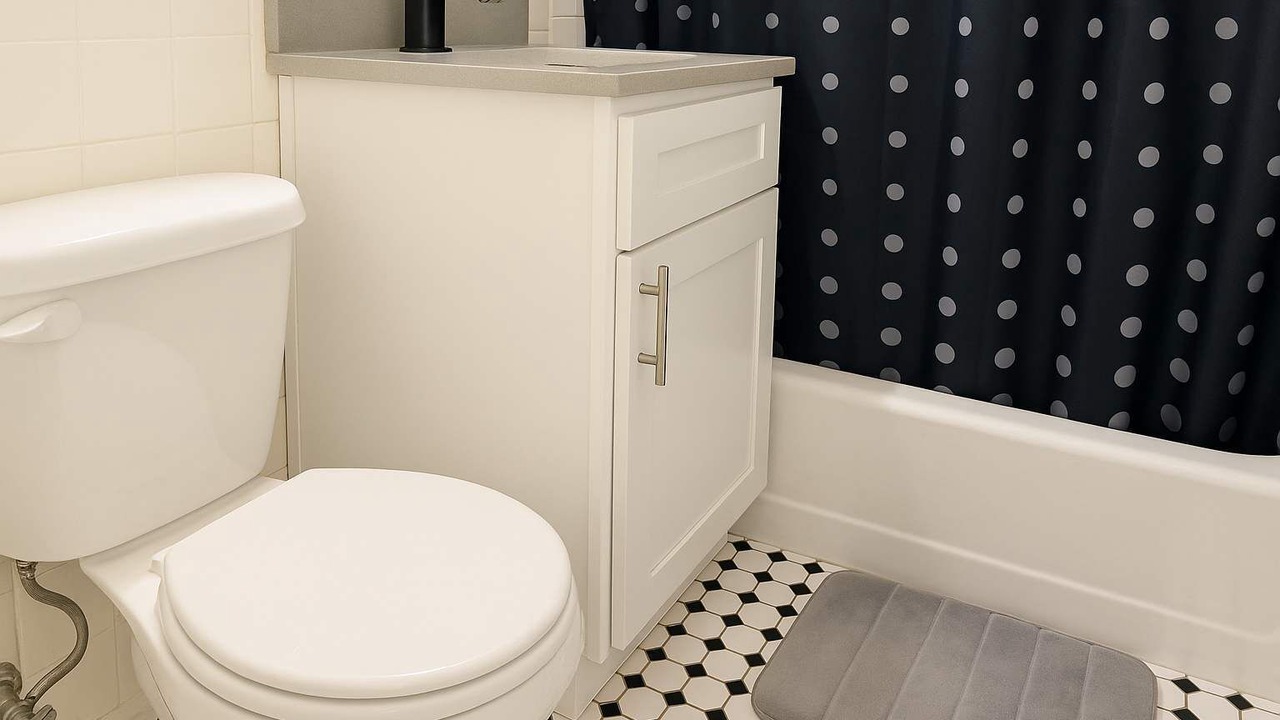 Photo of Bathroom in Hyde Park