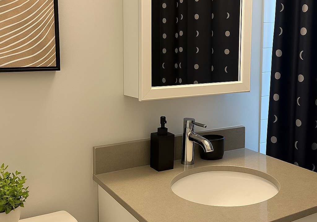 Photo of Bathroom in Hyde Park