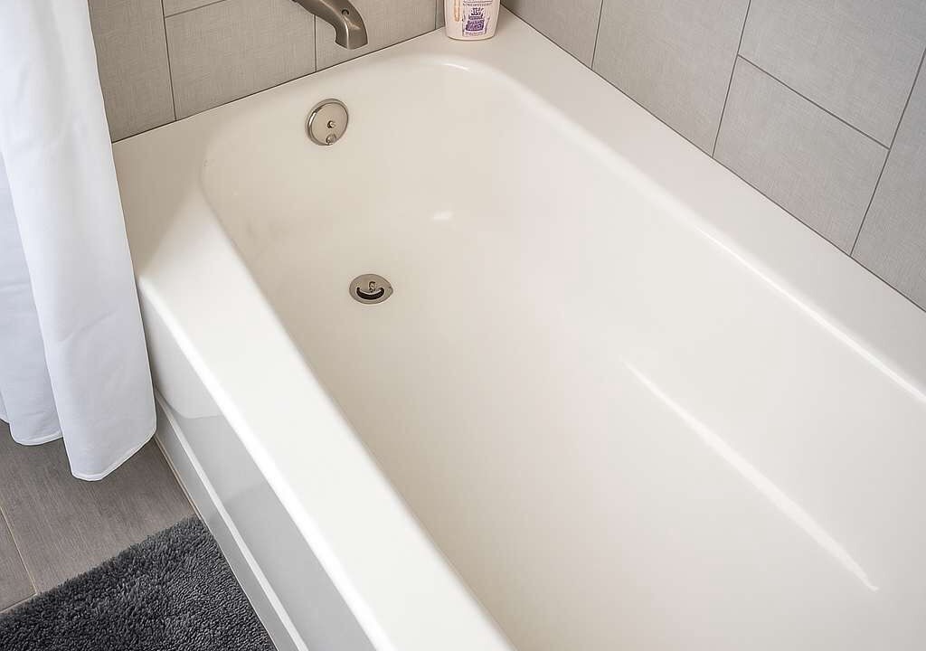Photo of Bathroom in Rogers Park