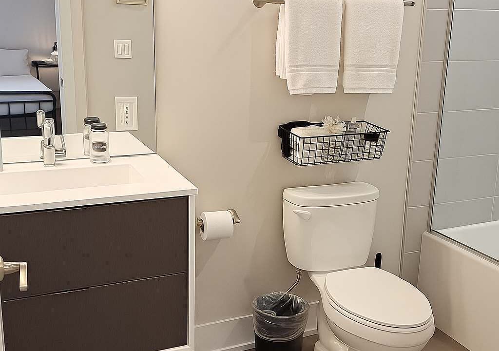 Photo of Bathroom in River North