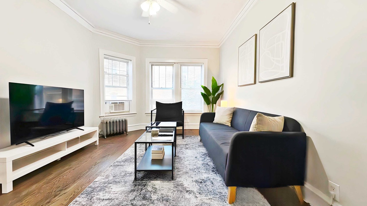 Photo of Livingroom in Ravenswood