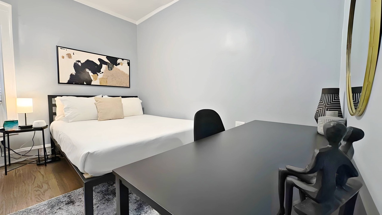 Photo of Bedroom in Ravenswood
