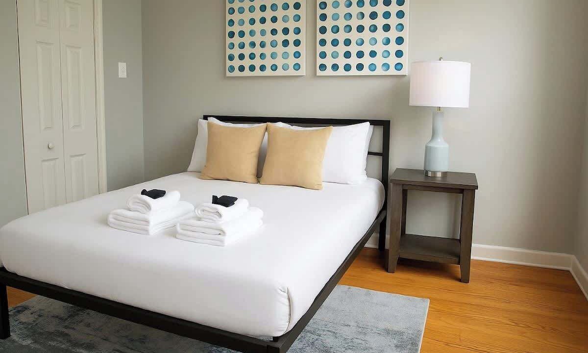 Photo of Bedroom in Boystown