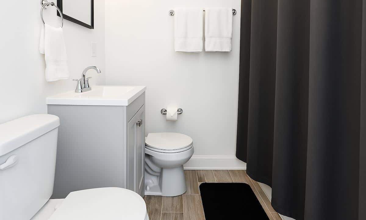 Photo of Bathroom in Wrigleyville