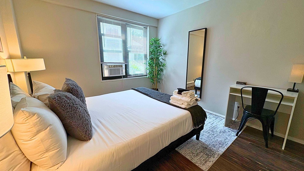 Photo of Bedroom in Hyde Park