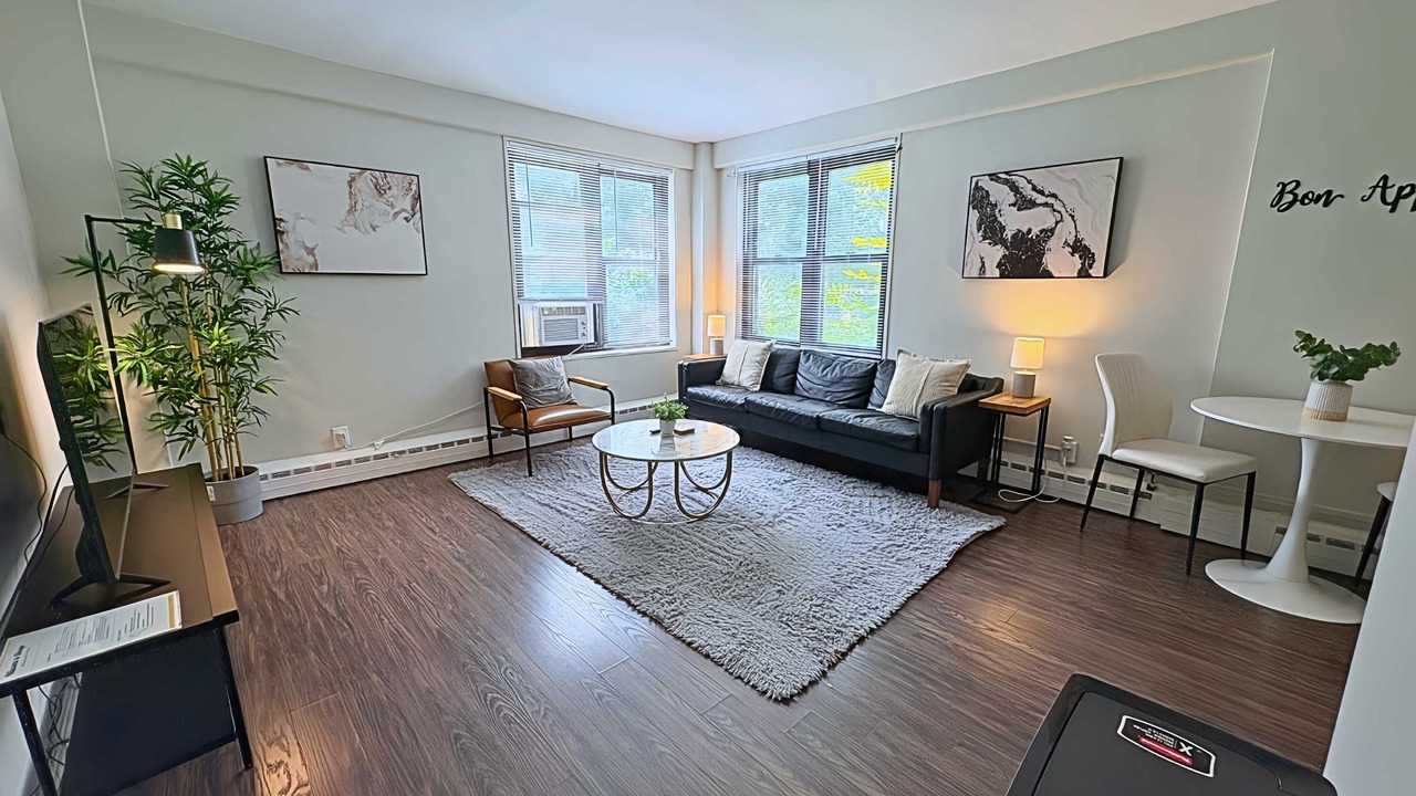 Photo of Livingroom in Hyde Park