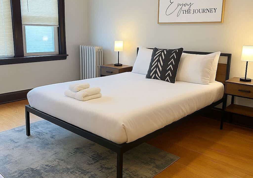 Photo of Bedroom in Hermosa