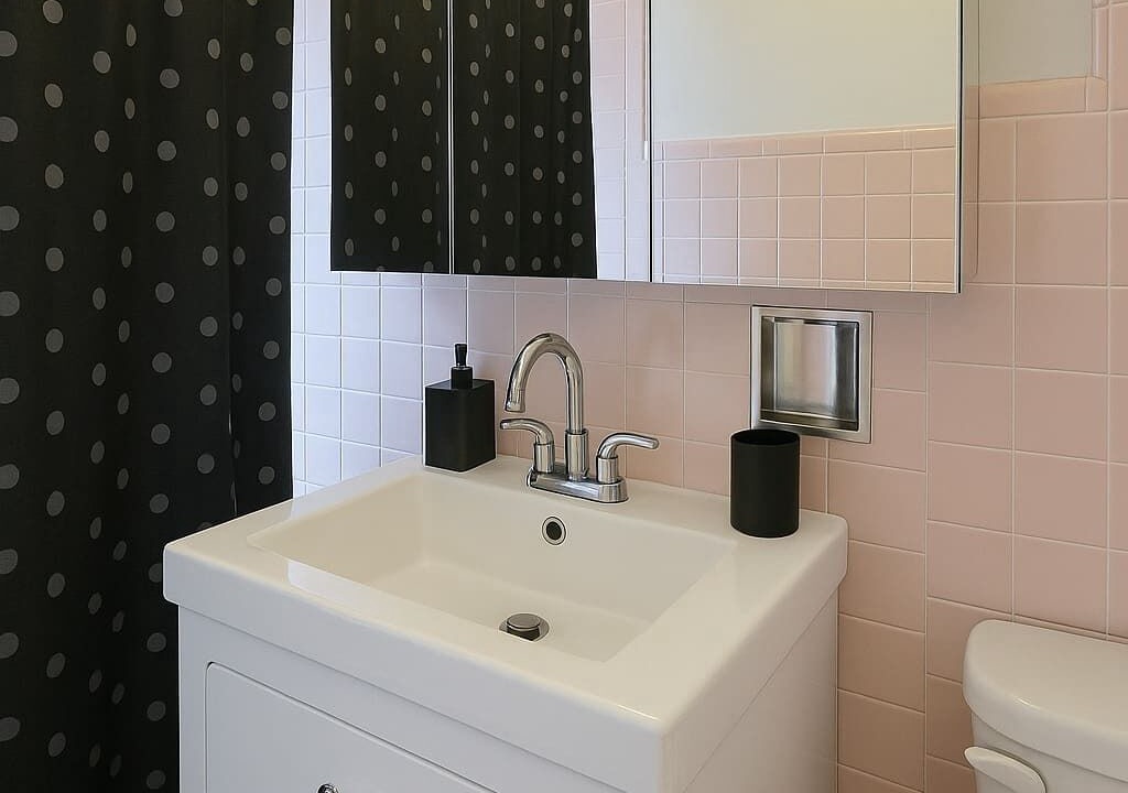 Photo of Bathroom in Skokie