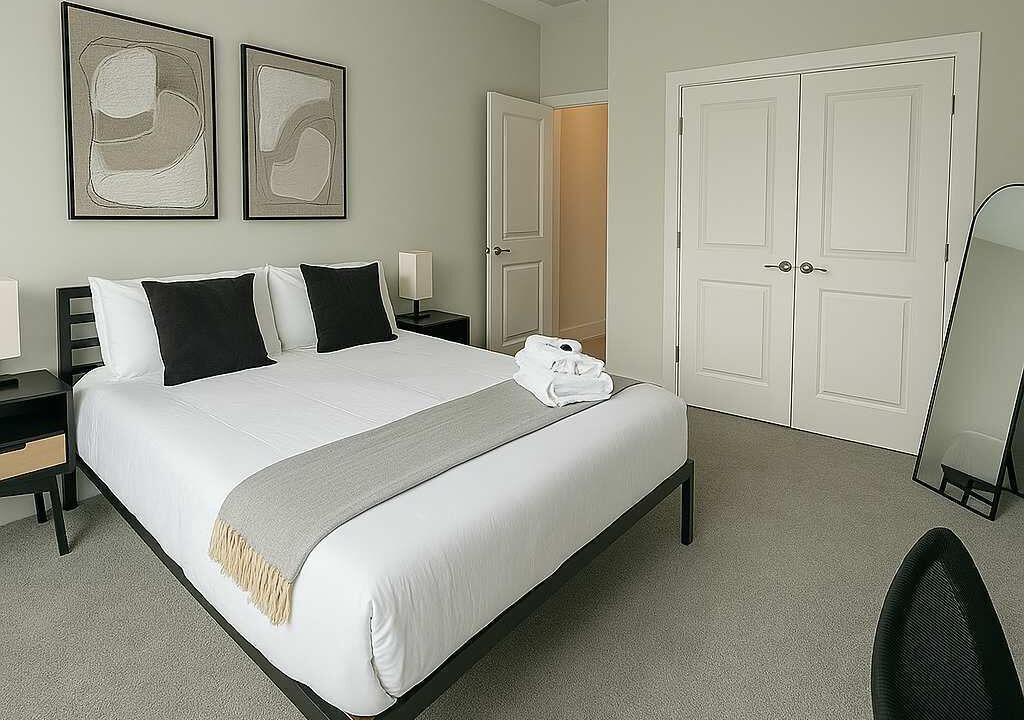 Photo of Bedroom in Warrenville