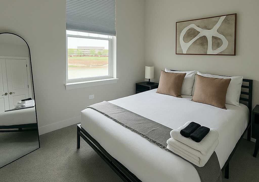 Photo of Bedroom in Warrenville