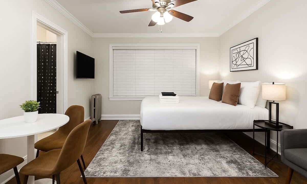 Photo of Bedroom in Hyde Park
