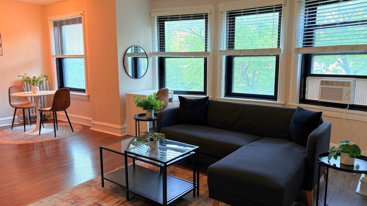 Photo of Livingroom in Hyde Park