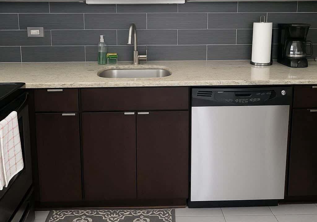 Photo of Kitchen in East Hyde Park