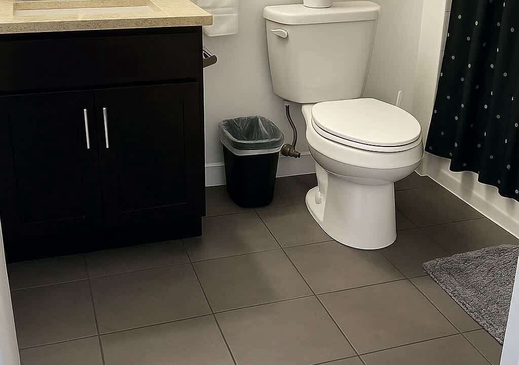Photo of Bathroom in East Hyde Park