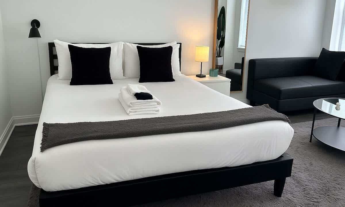 Photo of Bedroom in East Hyde Park