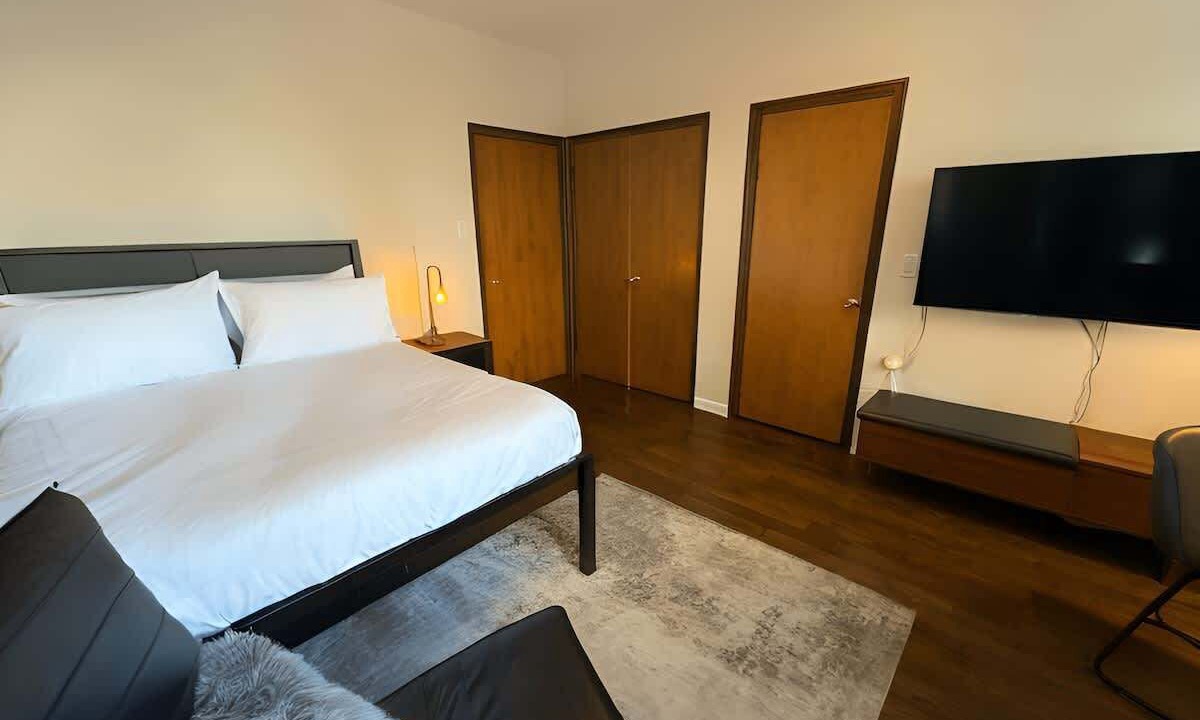 Photo of Bedroom in Hyde Park