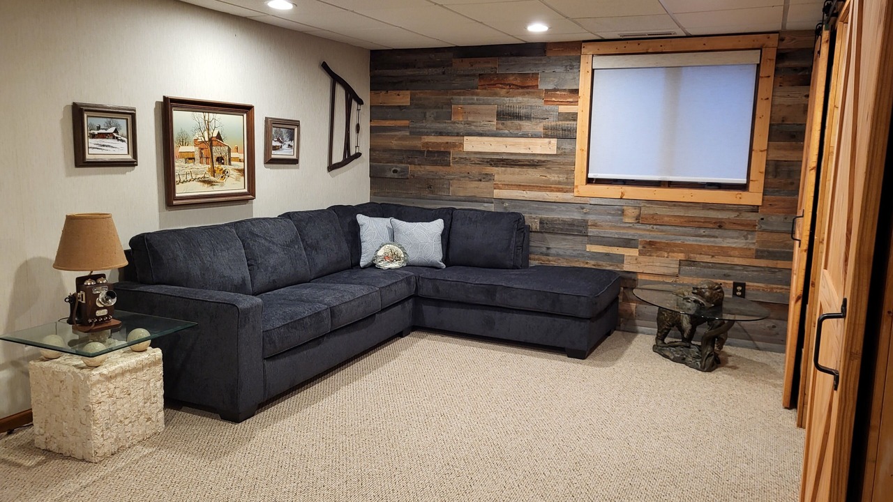 Photo of Livingroom in The Galena Territory