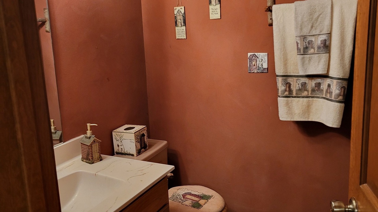 Photo of Bathroom in The Galena Territory