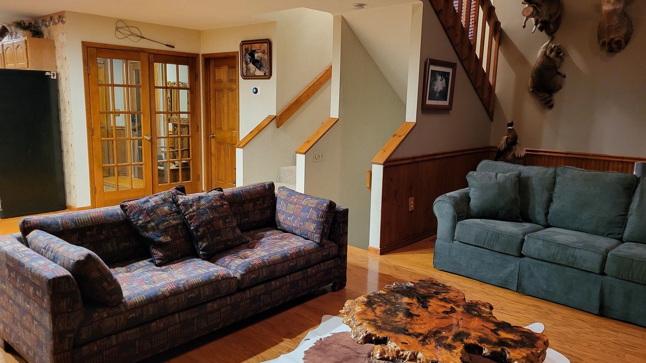 Photo of Livingroom in The Galena Territory