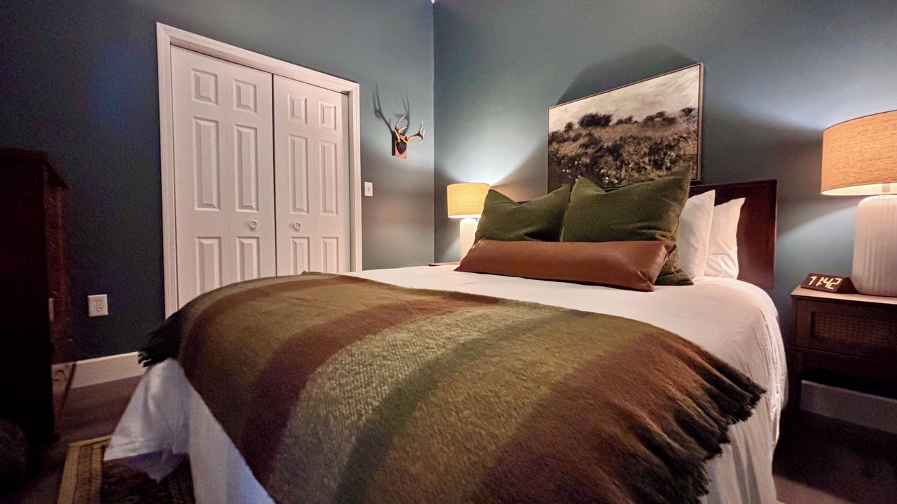 Photo of Bedroom in Marshall