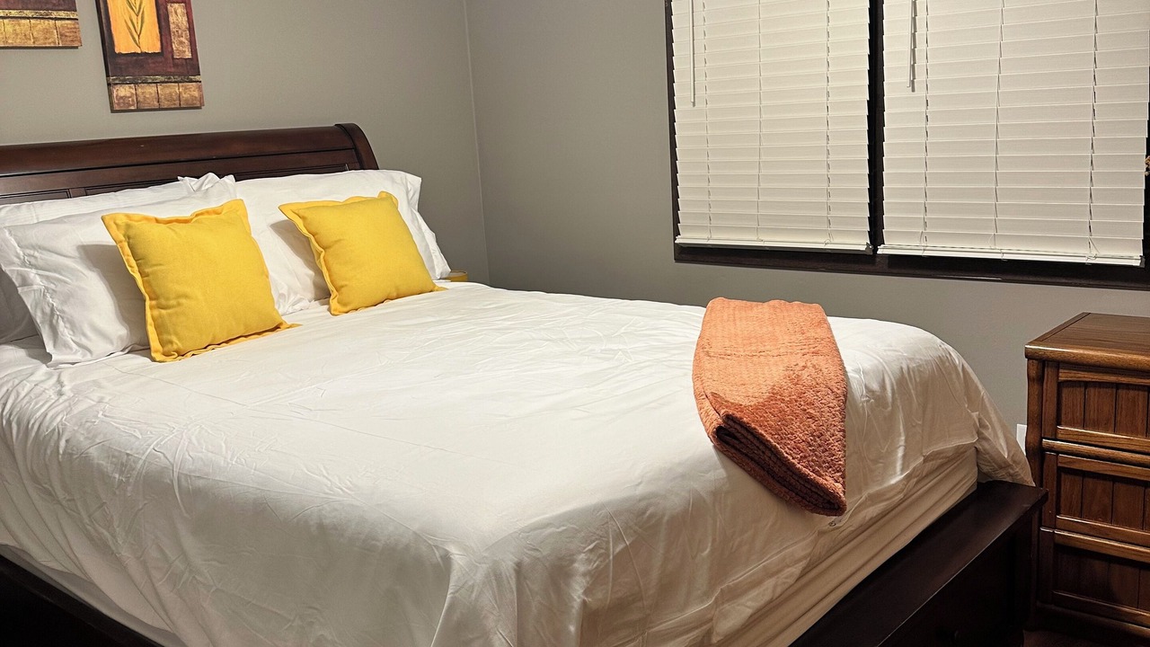Photo of Bedroom in DeKalb