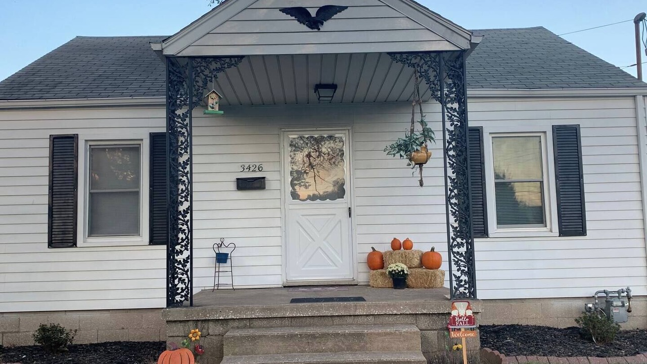 Photo of Outdoor in Alton