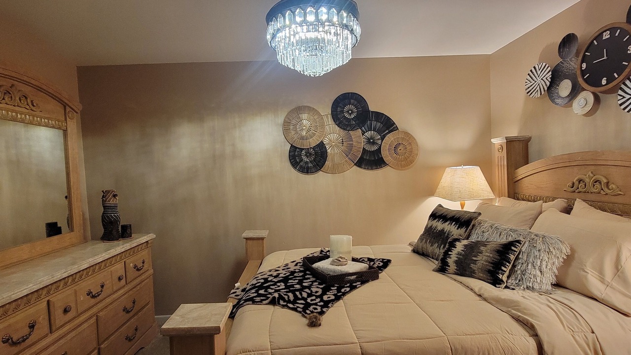 Photo of Bedroom in DeKalb