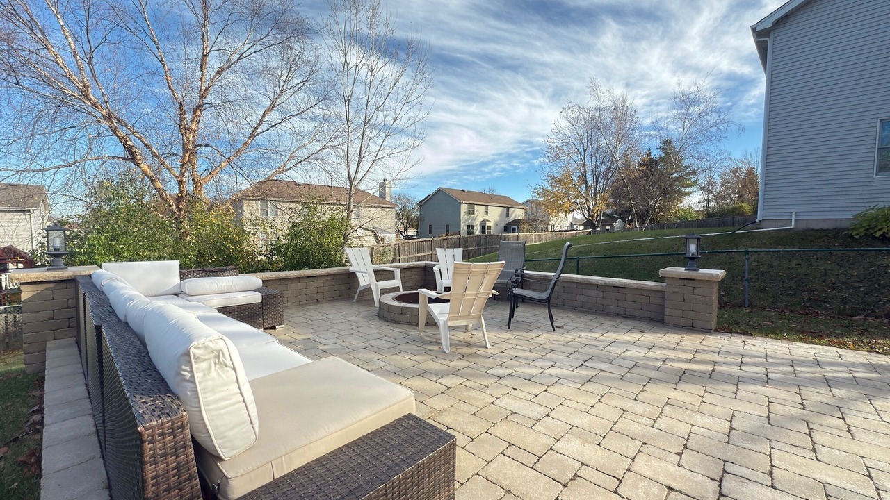 Photo of Patio Balcony in Plato Center