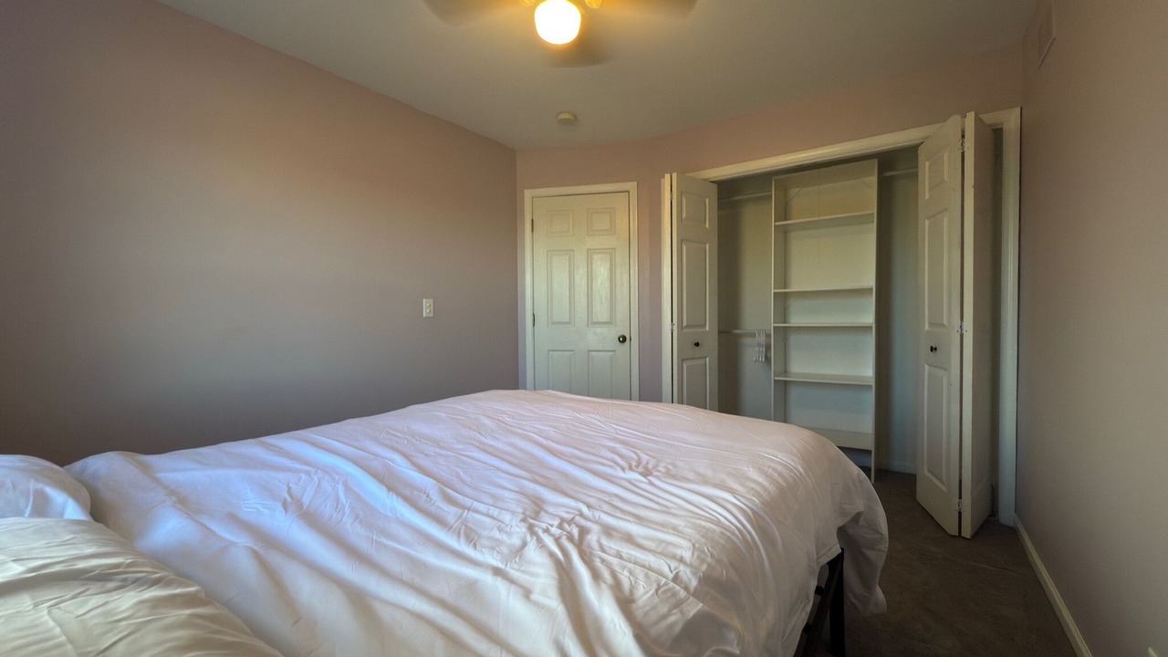 Photo of Bedroom in Plato Center
