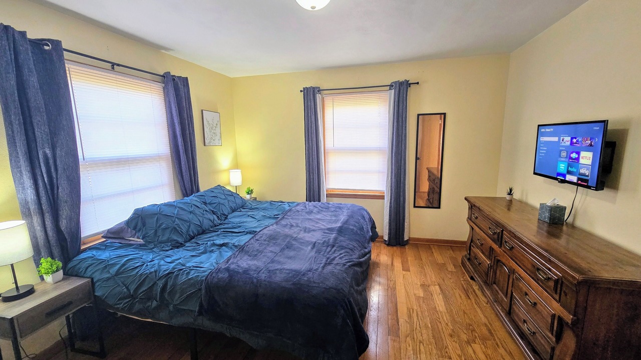 Photo of Bedroom in Galesburg