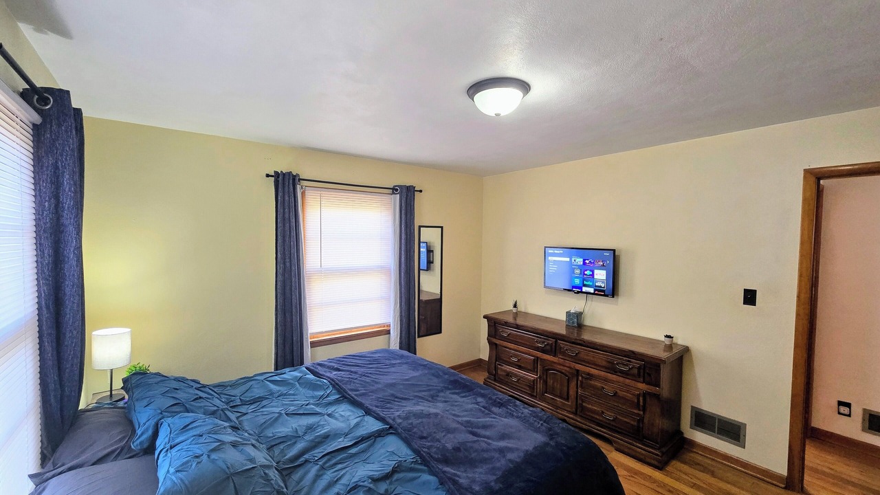 Photo of Bedroom in Galesburg
