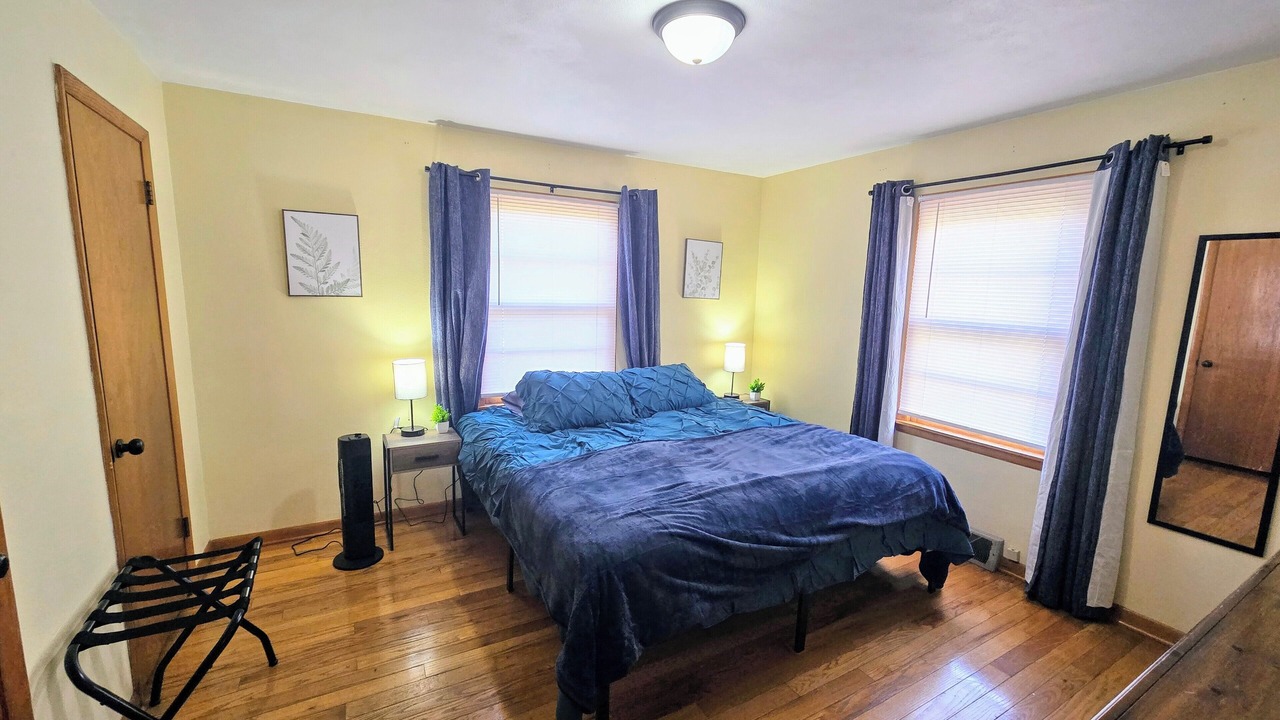 Photo of Bedroom in Galesburg