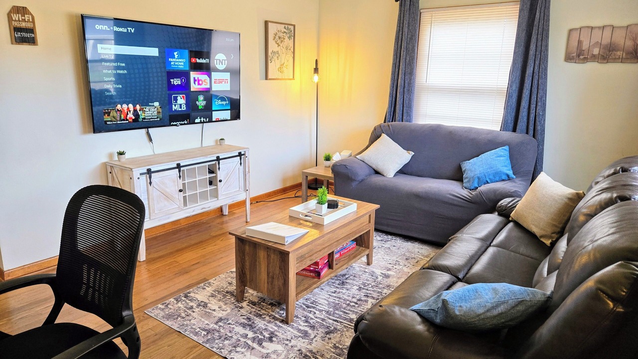 Photo of Livingroom in Galesburg