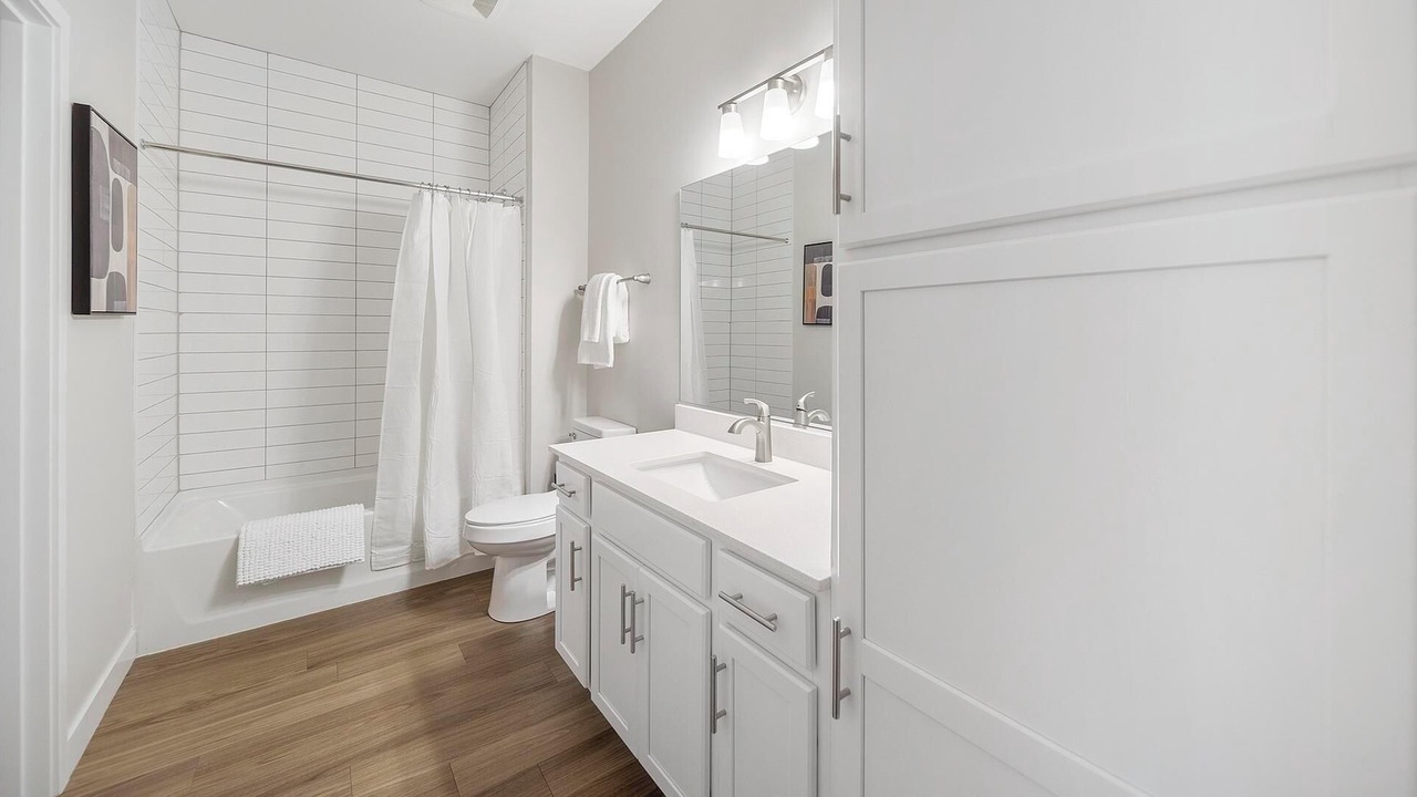 Photo of Bathroom in Willow Springs
