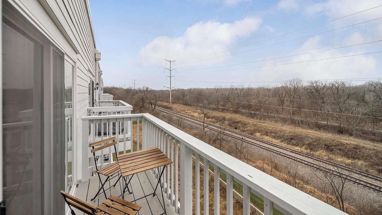 Photo of Outdoor in Willow Springs