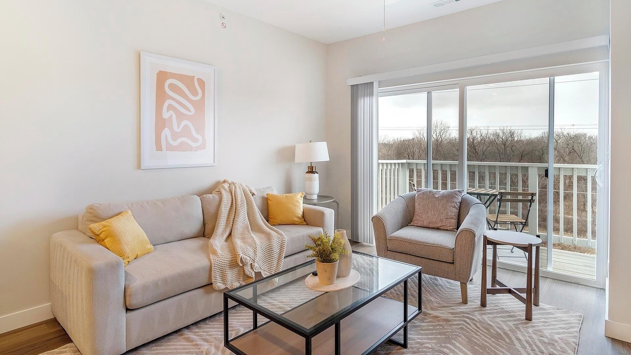 Photo of Livingroom in Willow Springs