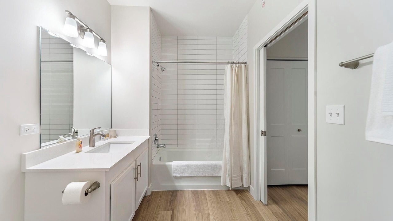 Photo of Bathroom in Willow Springs