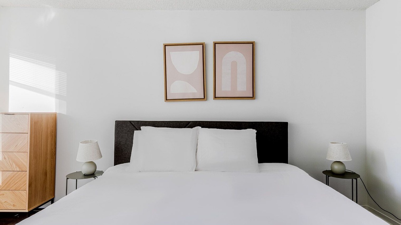 Photo of Bedroom in Streeterville