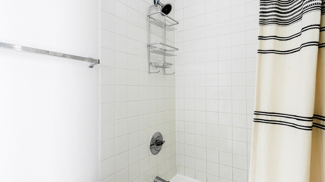 Photo of Bathroom in Streeterville